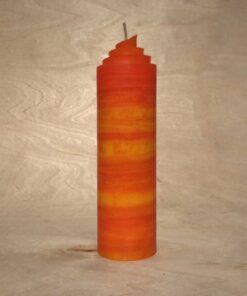 handgemachte orange gerollte Streifen Kerze