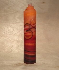 handgemachte orange rot schwarze gerollte AUM Kerze