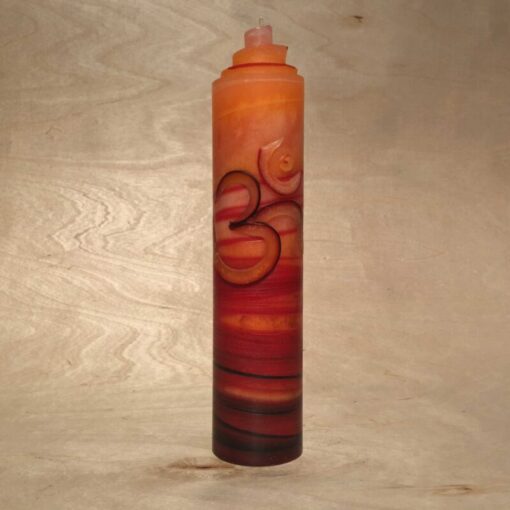 handgemachte orange rot schwarze gerollte AUM Kerze