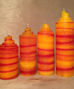 orange rote Adventskerzen