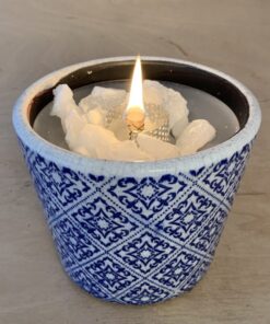 Schmelzlicht Windlicht „Renatus“ im Vintage Tontopf blaue Kacheln